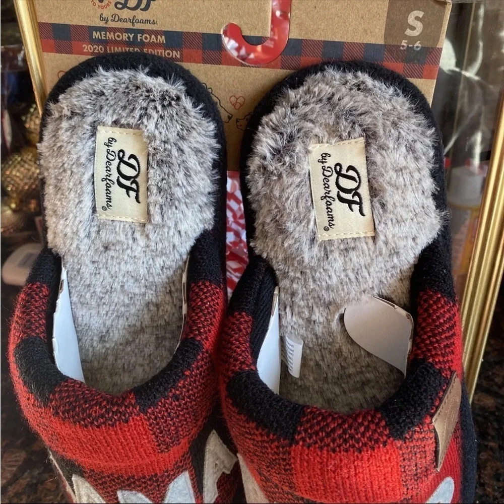 Womens & Kids Dearfoams Buffalo Plaid Bear Slip On Slippers‎ Sz: S(5/6) K(9/10)